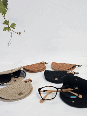 Porta lentes de cordon