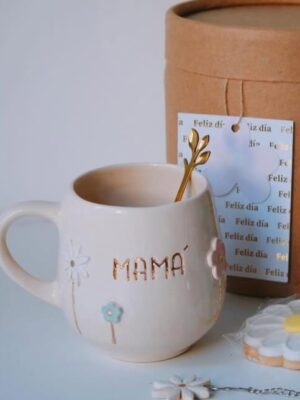 Taza Flower con detalles en oro