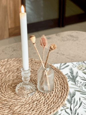 Candelabro de vidrio transparente