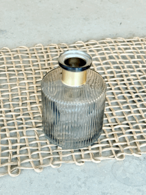 Florero/ Difusor Gris Líneas Rectas con anillo "Oro"