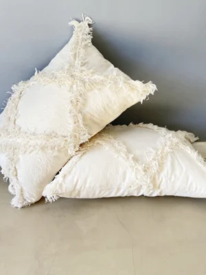 Almohadon lino beige con flecos