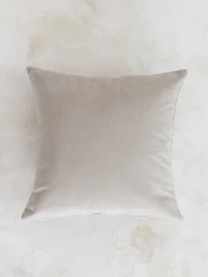 Almohadon de pana beige