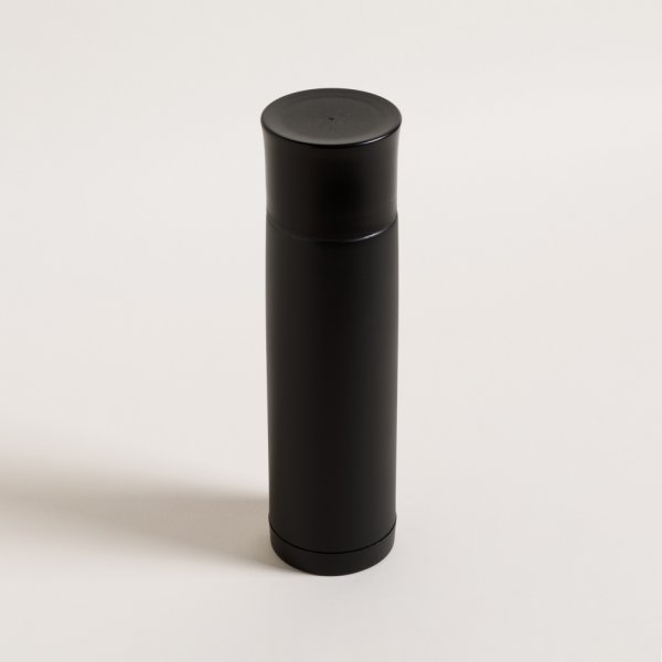 Termo de Acero Inoxidable Negro Tapa Plana 750 ML - Imagen 4